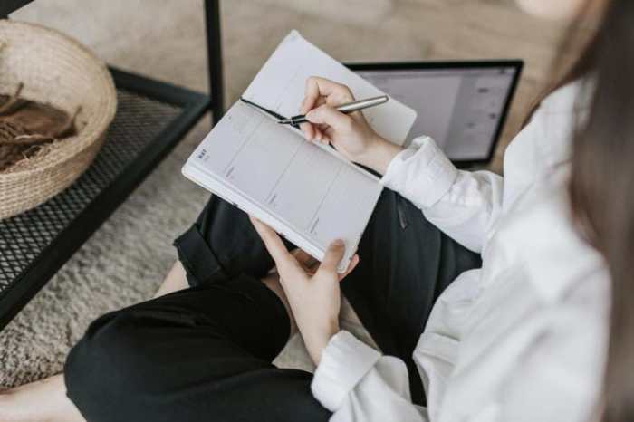 How to Improve Your Writing Skills: 8 Techniques for Effective Writing