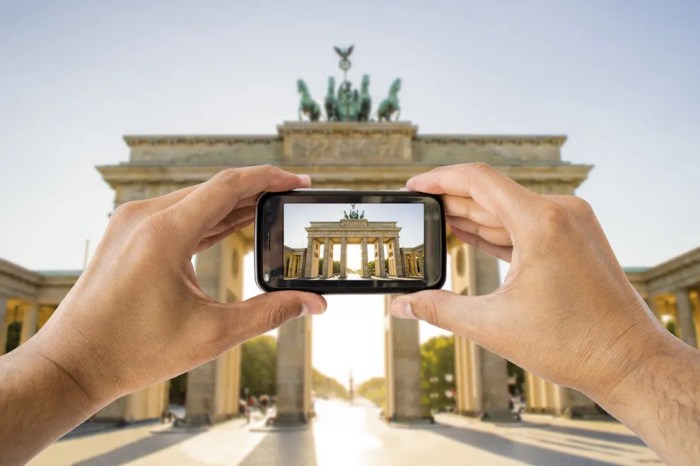 How to Travel the World: 8 Travel Tips for Beginners