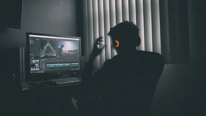 How to Edit Videos: 8 Video Editing Tips for Beginners
